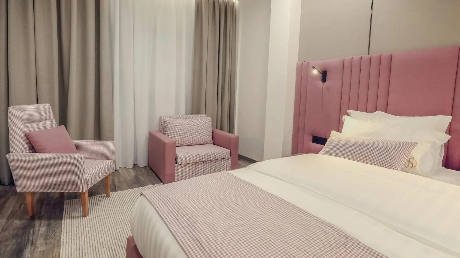 Hotel Dirista Shkodra