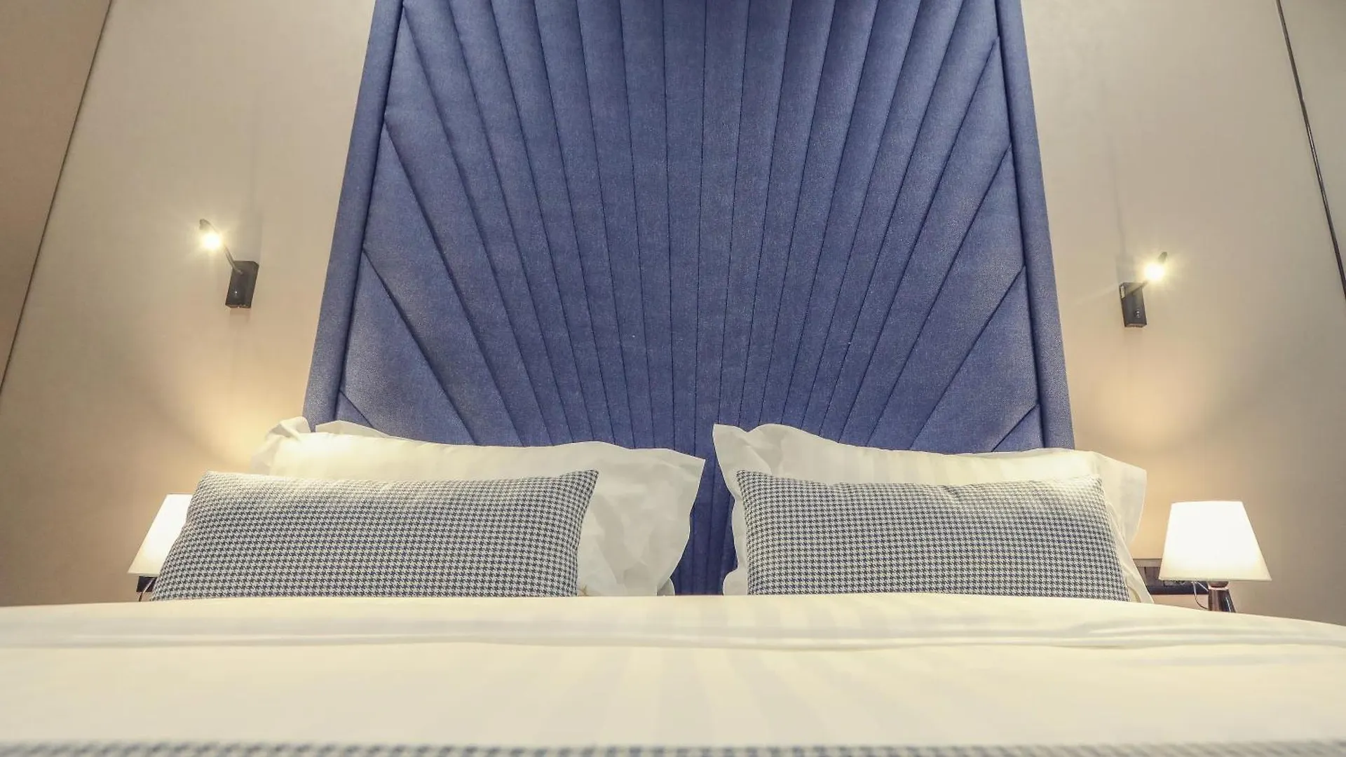 Hotel Dirista Shkoder 0*,