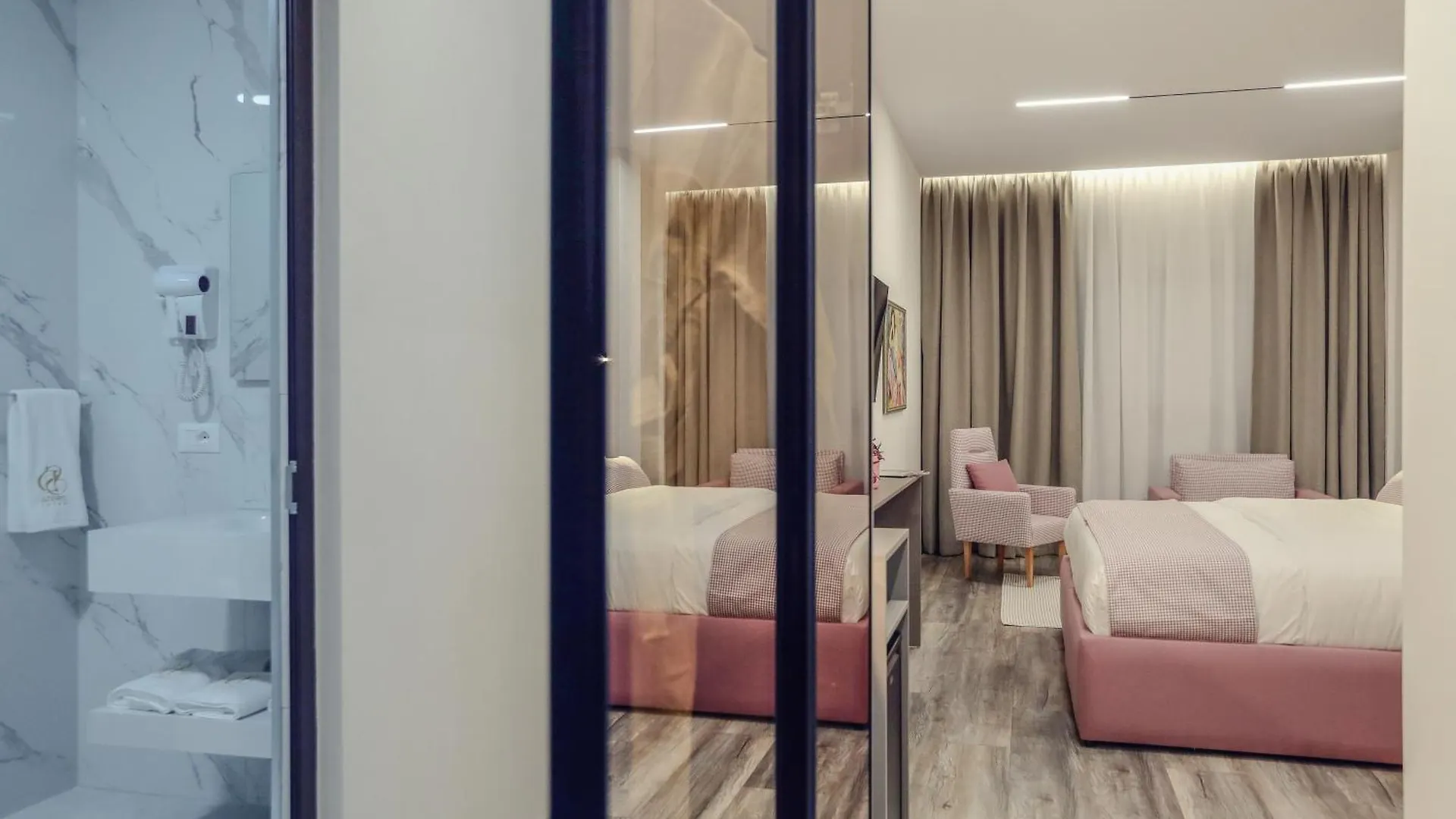 Hotel Dirista Shkoder Albania